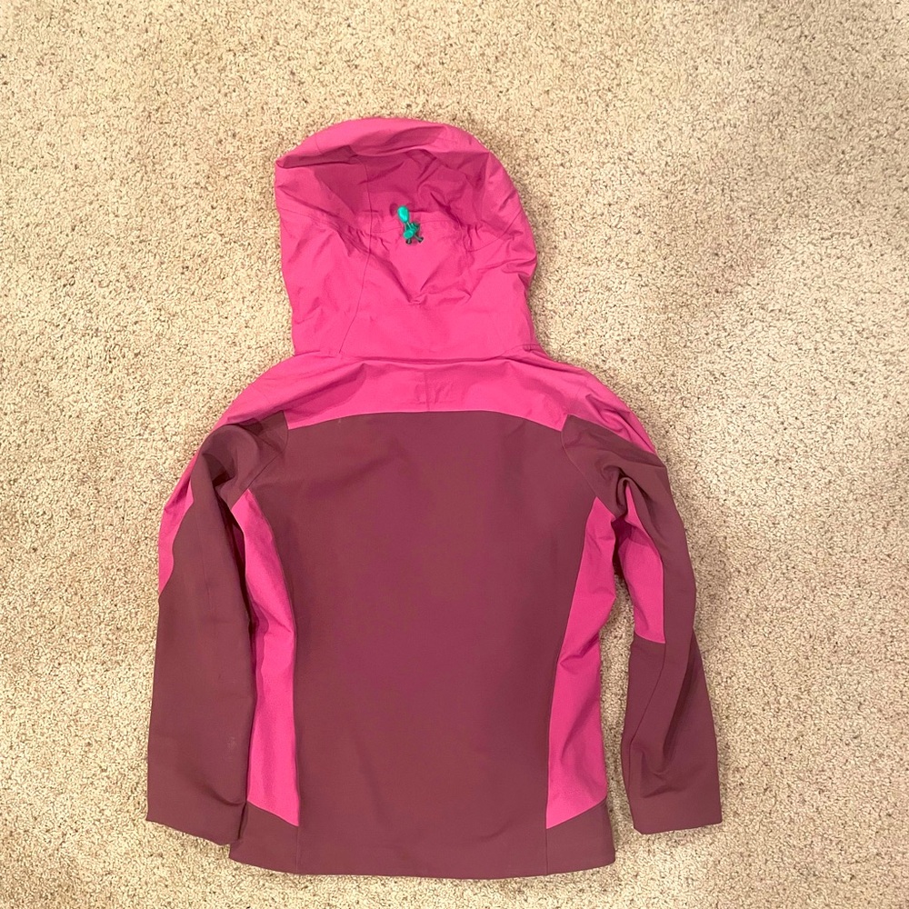 Women’s Patagonia Shell - Picture 2 of 5